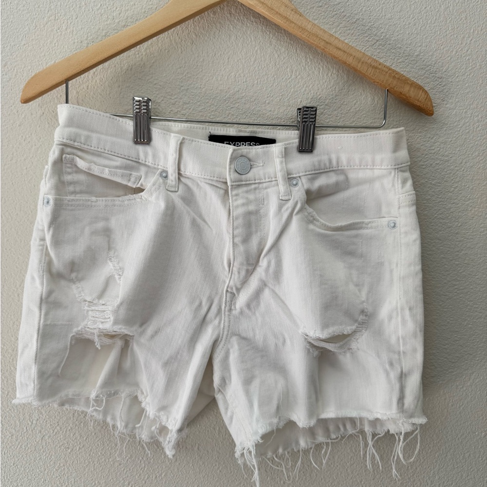 Express Frayed Hem White Jean Shorts size 6